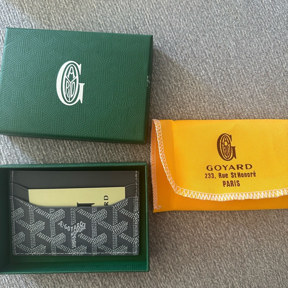 New! Goyard card holder